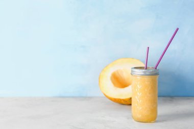 Kavanoz ışık tablo taze kavun güler yüzlü