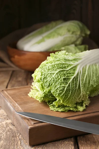 Fresh Ripe Cabbage Knife Wooden Board — Stock Photo, Image