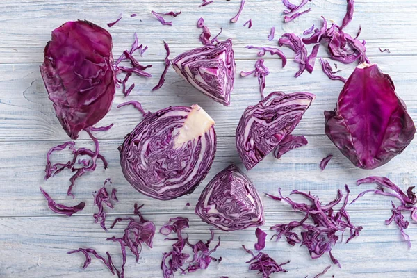 Sliced Red Cabbage Light Wooden Table — Stock Photo, Image