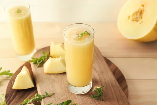 Bicchiere Con Delizioso Frullato Melone Bordo — Foto Stock