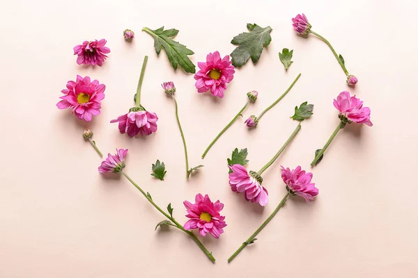 Heart Made Beautiful Flowers Light Background — Stock Photo, Image