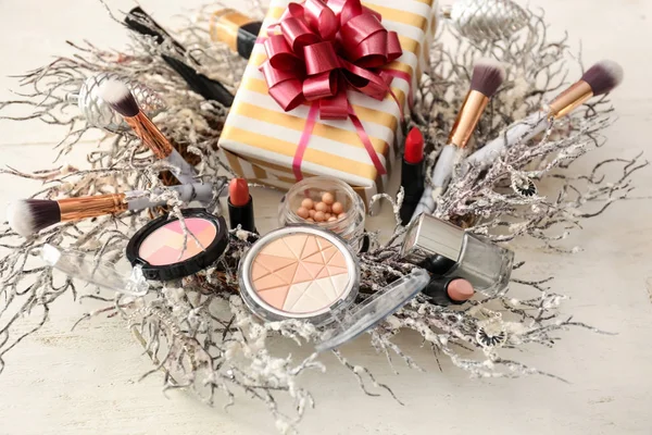 Set Decorative Cosmetics Christmas Present Wreath White Wooden Table — Stock Photo, Image