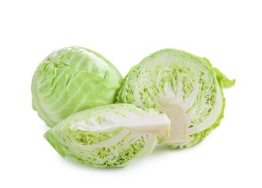 Bütün ve kesilmiş lahana beyaz arka plan üzerinde