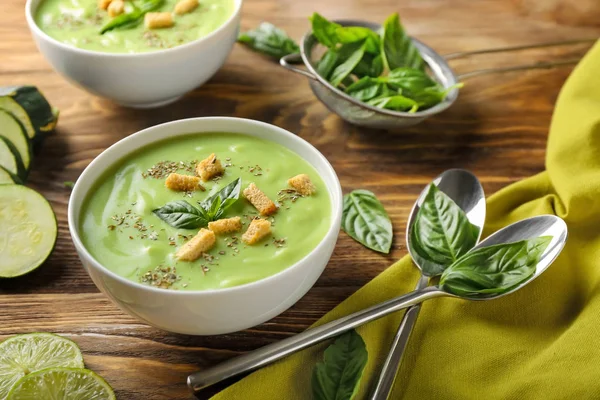 Bowl Delicious Zucchini Soup Wooden Table — Stock Photo, Image