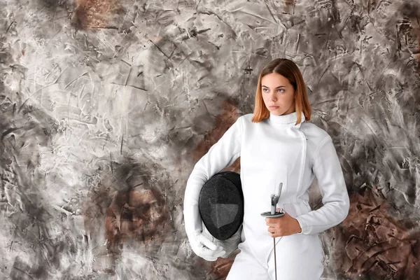 Young Female Fencer Grunge Wall — Stock Photo, Image