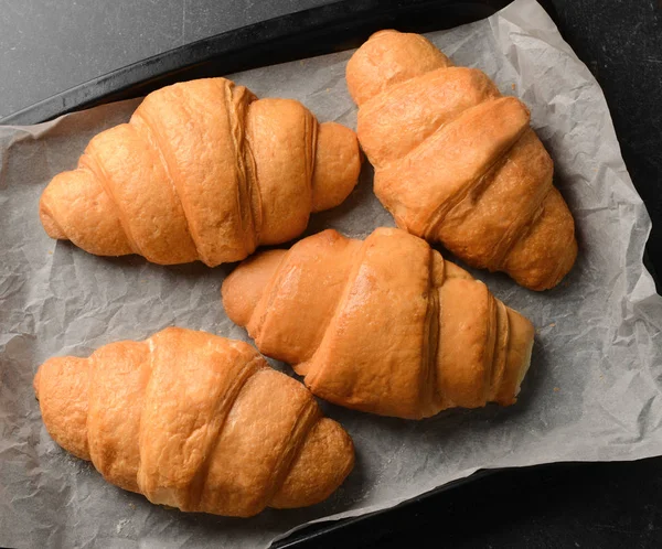 Lekkere Croissants Lade Bakken — Stockfoto