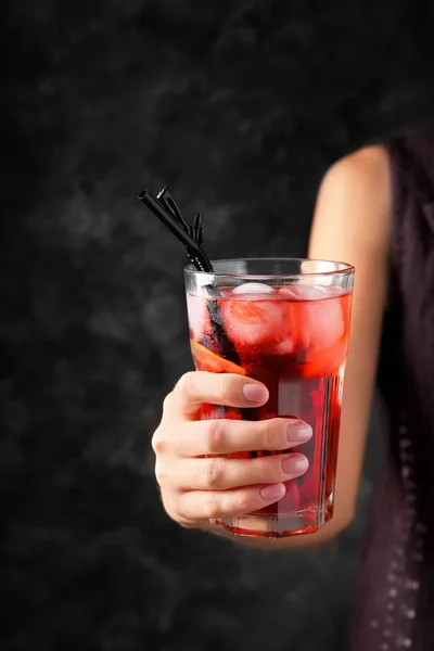 Woman Holding Glass Fresh Raspberry Lemonade Dark Background — Stock Photo, Image