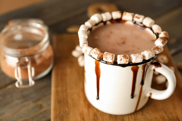 Csésze Ízletes Kakaót Marshmallows Fából Készült Táblán Vértes — Stock Fotó