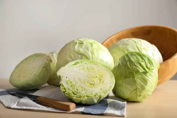 Bowl Fresh Cabbages Wooden Table — Stock Photo, Image