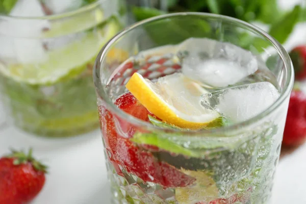 Glass Fresh Strawberry Lemonade Table Closeup — Stock Photo, Image