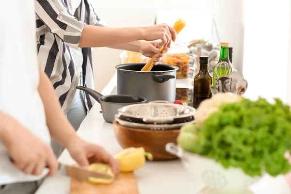 Friends Cooking Together Kitchen — Stock Photo, Image