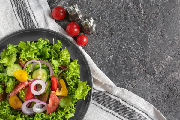 Plate Tasty Vegetable Salad Table — Stock Photo, Image