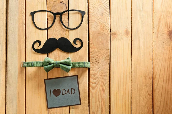 Greeting Card Phrase Love Dad Paper Mustache Glasses Bow Tie — Stock Photo, Image