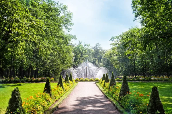 View Fountain Beautiful Green Park — Stock Photo, Image