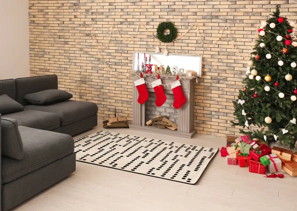 Stylish Interior Room Beautiful Christmas Fir Tree Decorative Fireplace — Stock Photo, Image