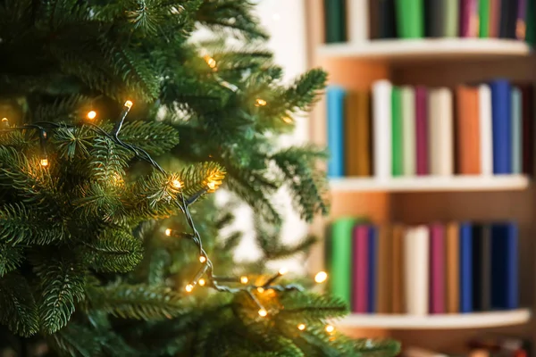 Hermoso Árbol Navidad Decorado Sala Estar — Foto de Stock