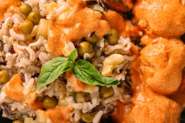 Lezzetli pilav köfte ve sebze, closeup ile haşlanmış