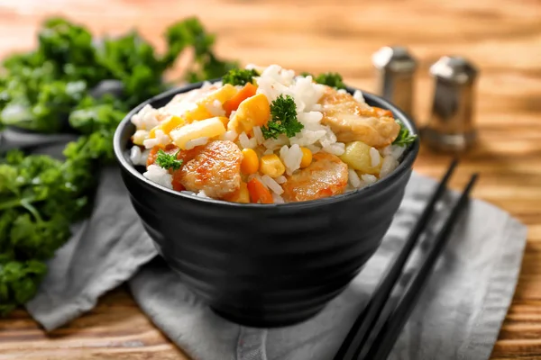 Bowl Boiled Rice Meat Vegetables Wooden Table — Stock Photo, Image