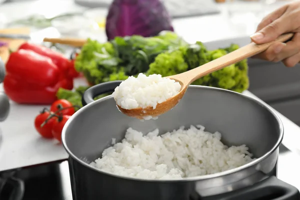 Woman Cooking Rice Kitchen Closeup — Stock Photo, Image