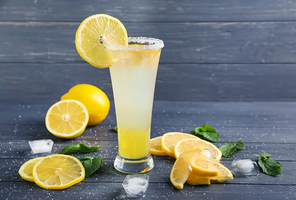 Glass Fresh Lemonade Wooden Table — Stock Photo, Image