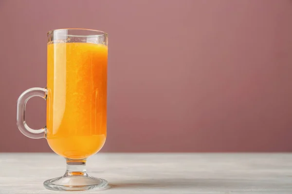Glas Leckerer Melonen Smoothie Auf Dem Tisch — Stockfoto