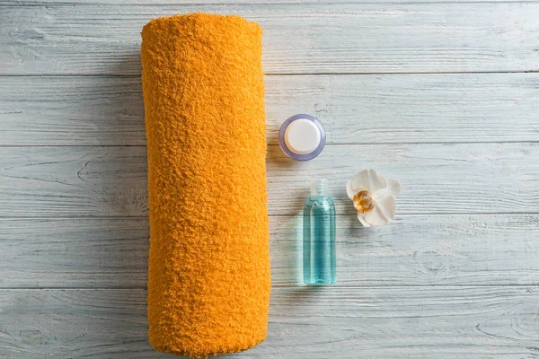 Clean Soft Towel Cosmetics Light Table — Stock Photo, Image
