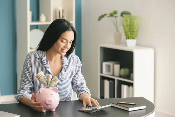 Young Woman Piggy Bank Counting Money Table — Stock Photo, Image