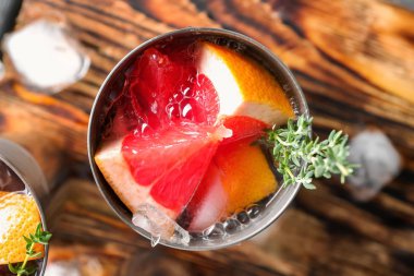 Greyfurt limonata masada, üstten görünüm yenileme cam