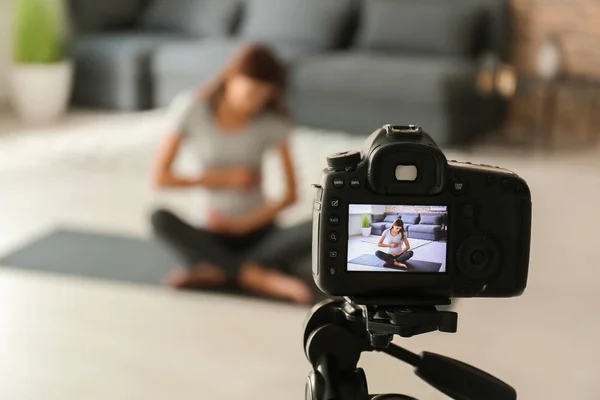 Young Pregnant Blogger Recording Video Home — Stock Photo, Image