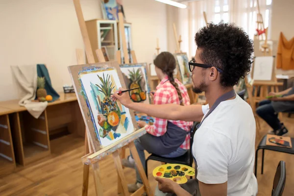 Estudiantes Arte Pintando Taller —  Fotos de Stock