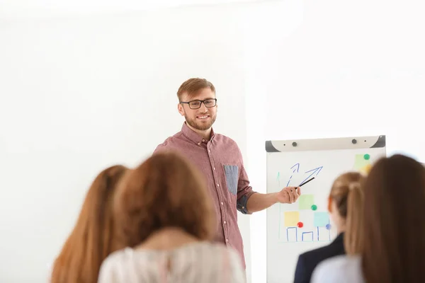 Gruppo Persone Durante Riunione Lavoro Ufficio — Foto Stock