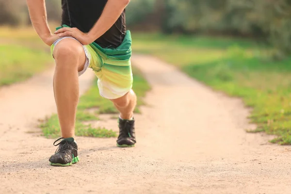 Sportieve Jongeman Training Buiten — Stockfoto