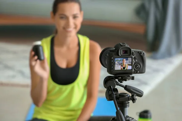 Sporty Female Blogger Bottle Vitamins Recording Video Home — Stock Photo, Image