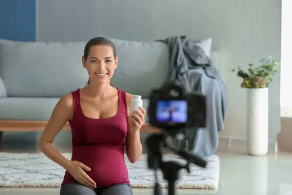 Young Pregnant Blogger Vitamins Recording Video Home — Stock Photo, Image