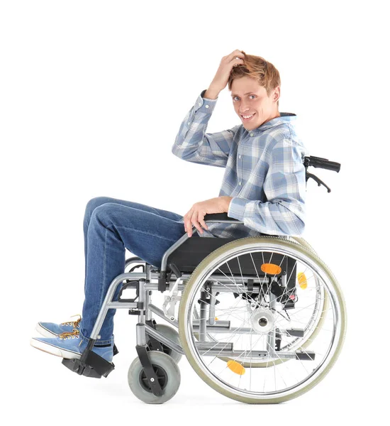 Νεαρός Άνδρας Κάθεται Στο Αναπηρικό Αμαξίδιο Λευκό Φόντο — Φωτογραφία Αρχείου
