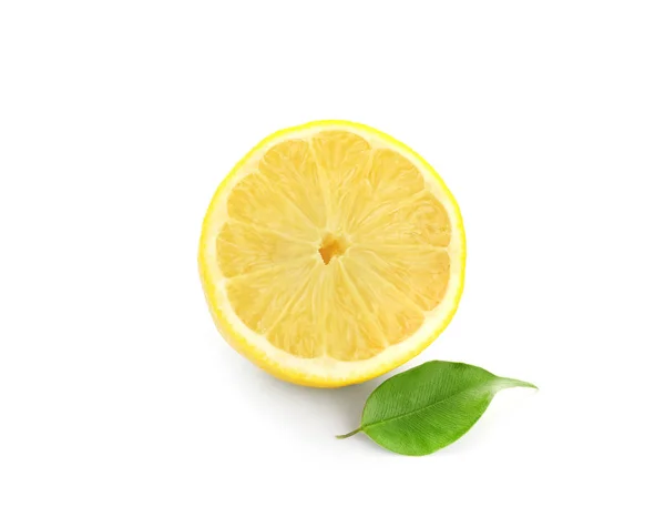 Mezza Limone Maturo Sfondo Bianco — Foto Stock
