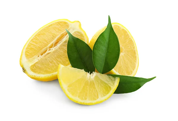 Limone Maturo Affettato Sfondo Bianco — Foto Stock