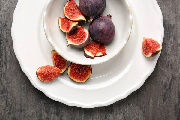 Bowl Fresh Ripe Figs Grey Table — Stock Photo, Image