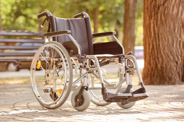 Empty Modern Wheelchair Park — Stock Photo, Image