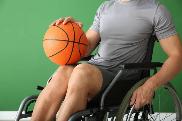 Young Basketball Player Sitting Wheelchair Color Wall — Stock Photo, Image