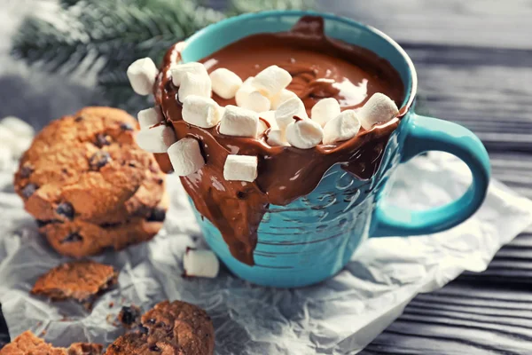 Tasse Heiße Schokolade Mit Marshmallows Auf Holztisch — Stockfoto