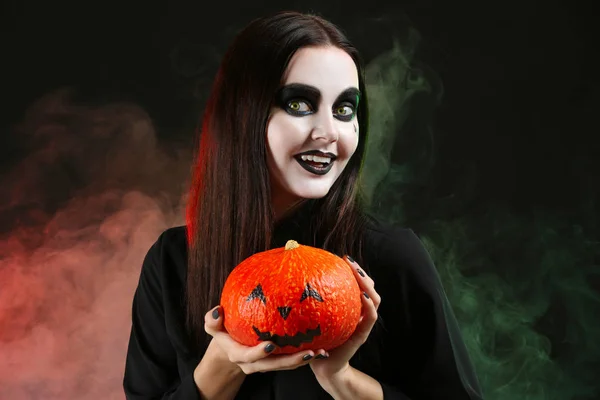 Beautiful Woman Halloween Makeup Pumpkin Dark Background — Stock Photo, Image