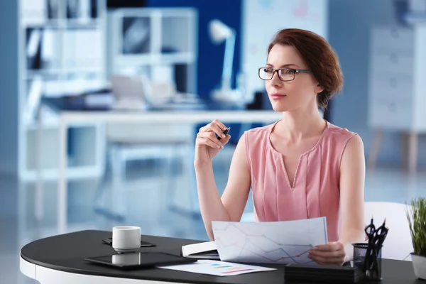 Successful Businesswoman Working Office — Stock Photo, Image