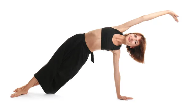 Sportif Kadın Pratik Yoga Beyaz Arka Plan Üzerinde — Stok fotoğraf