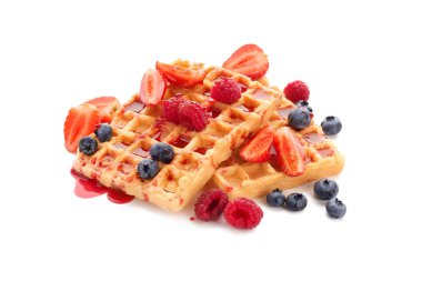 Reçel ve beyaz arka plan üzerinde meyveleri lezzetli waffle
