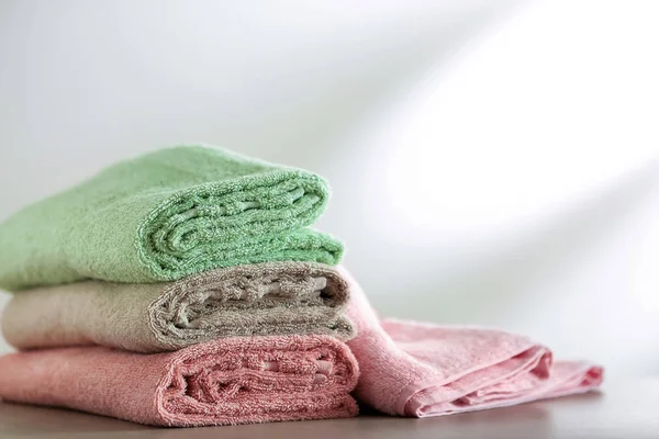 Stack Clean Soft Towels Table — Stock Photo, Image