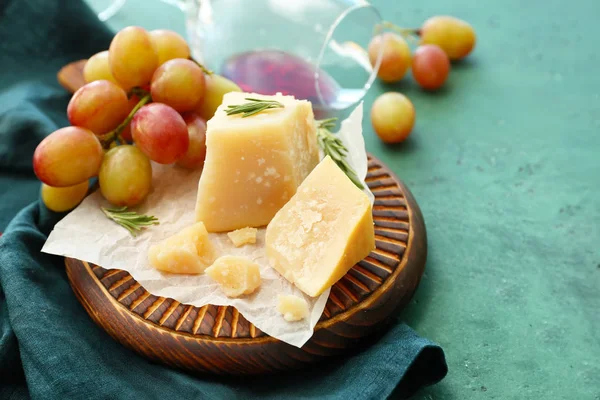 치즈와 색상표에 달콤한 — 스톡 사진