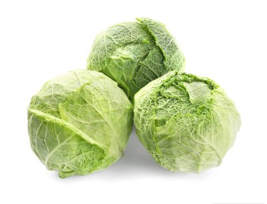 Beyaz arka planda taze lahana