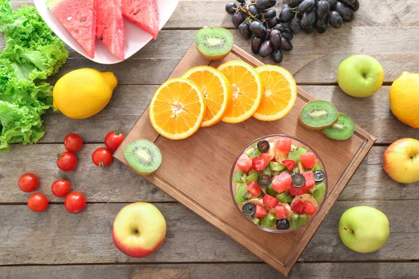 Bowl Delicious Watermelon Salad Various Fruits Wooden Table — Stock Photo, Image