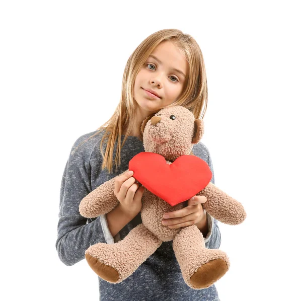 Niedliches Kleines Mädchen Mit Rotem Herz Und Teddybär Auf Weißem — Stockfoto